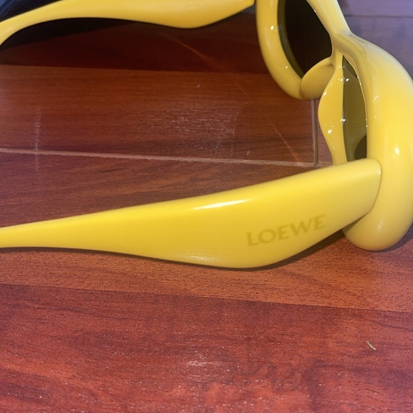 Loewe sunglasses - Picture 3 of 4